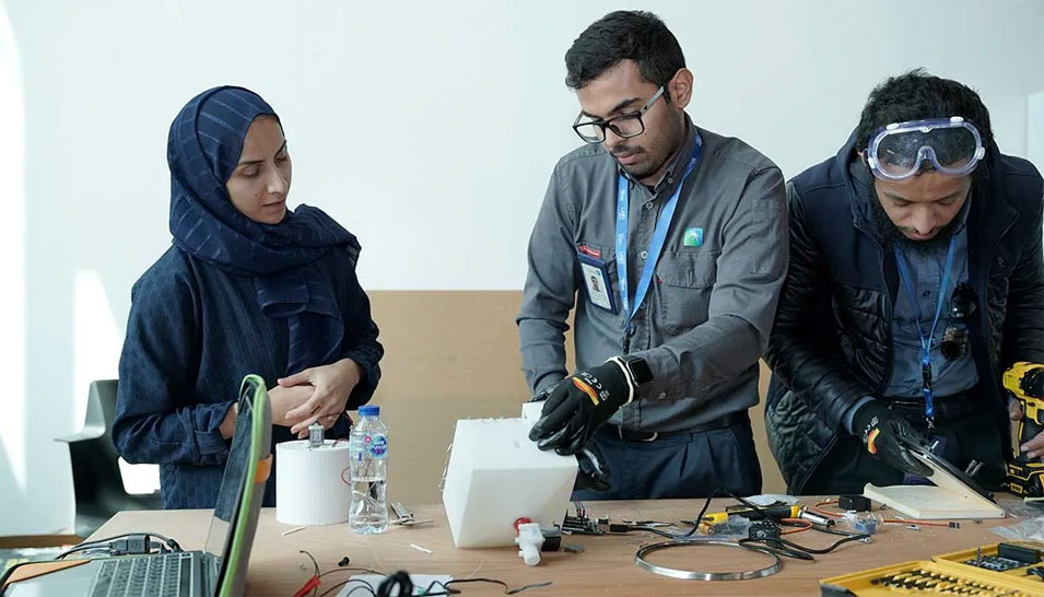 Ten Of Aramco S Brightest Chosen For Professional Innovator Fellowship