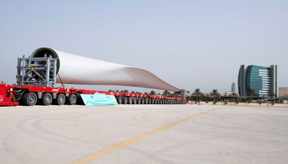 Saudi Aramco Delivers the First Wind Turbine