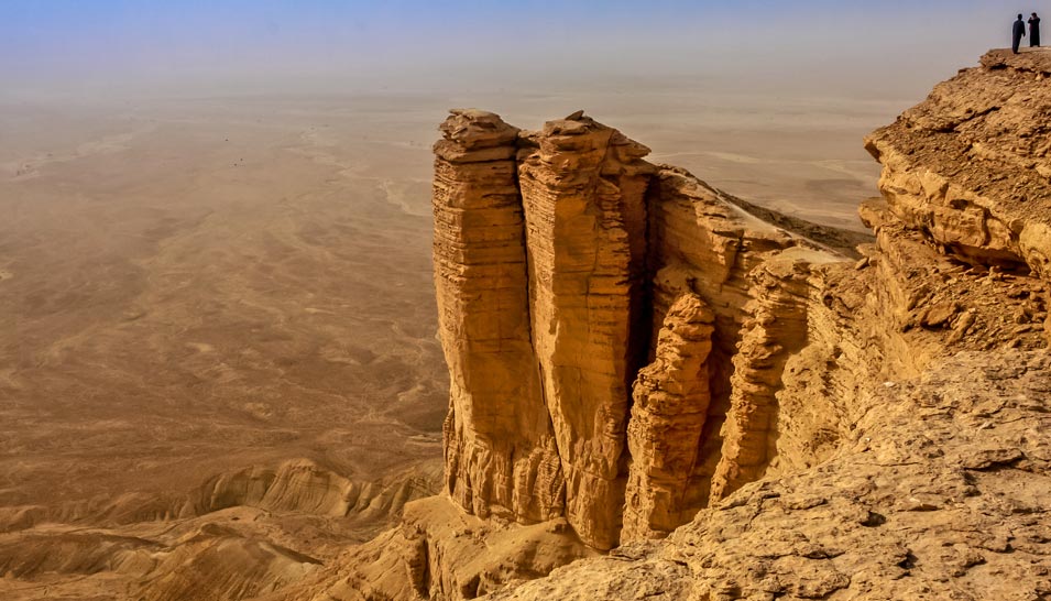 The Seven Natural Wonders Of Arabia Part Iii The Edge Of The World