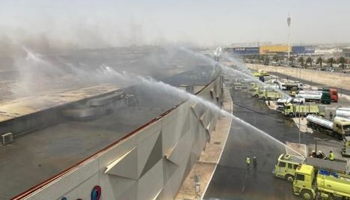 Flames, Smoke Engulf Saudi Shopping Mall